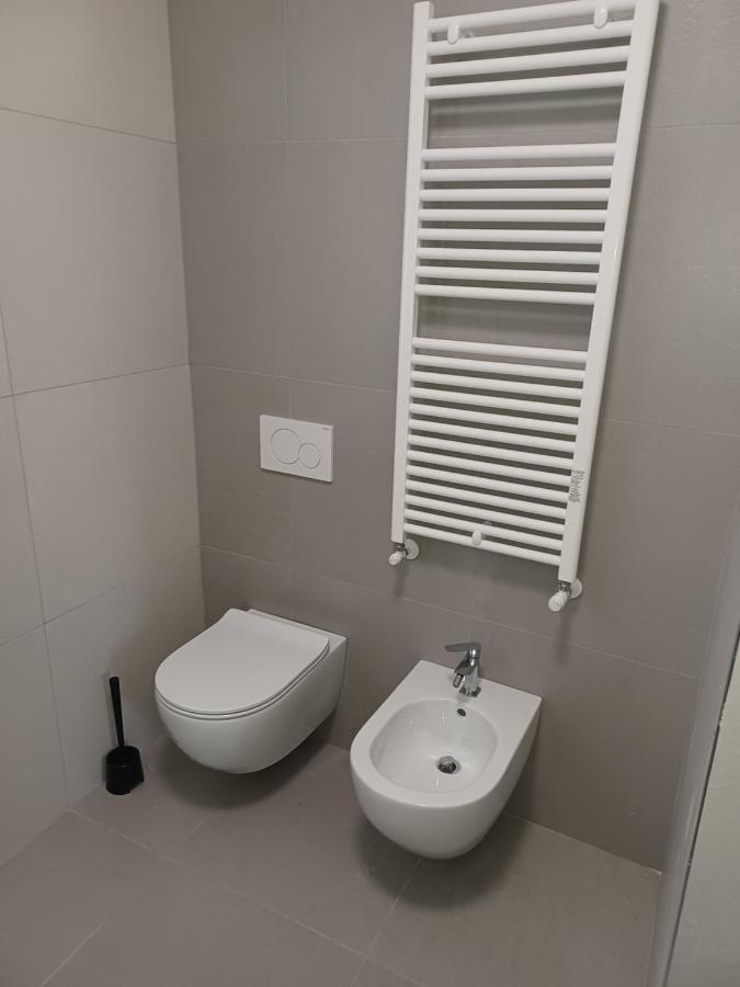 Traversa I Apartment Бари Экстерьер фото